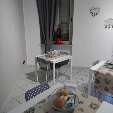 Alojamento de Acomodação e Pequeno-almoço Al Cortile 3*